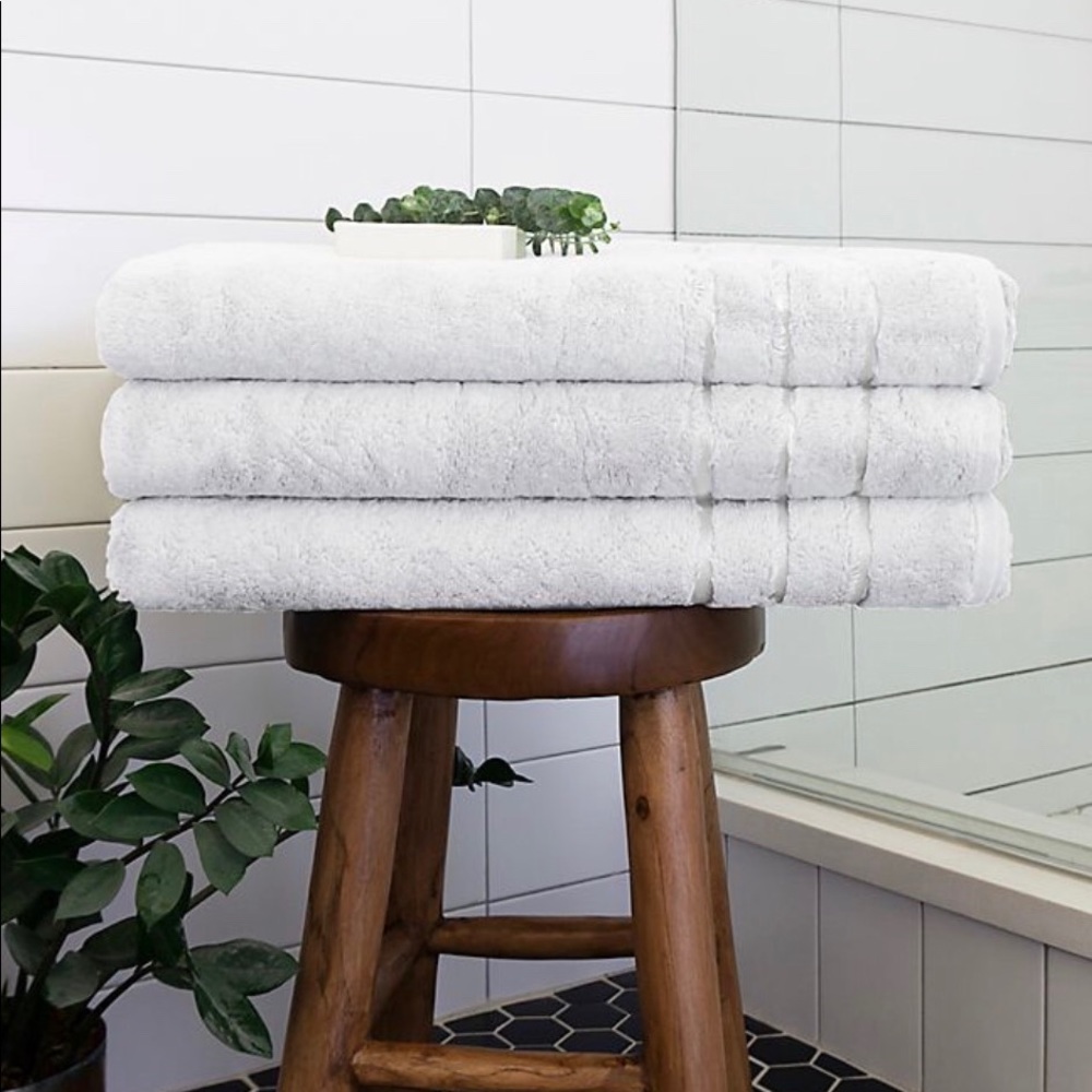 Cariloha White Bamboo Bath Sheets